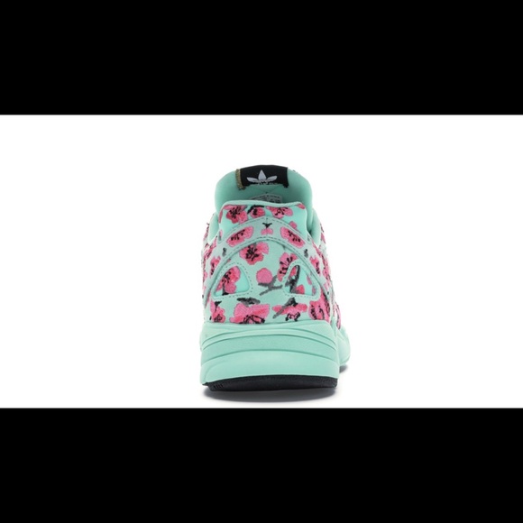 Adidas limited addition Arizona ice tea sneakers - Picture 2 of 3